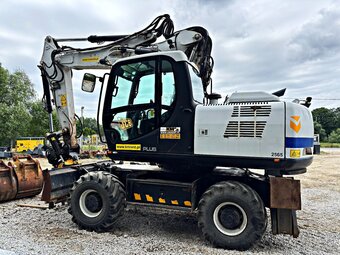 JCB JS 175 WTT4 KOPARKA KOŁOWA 2018R. Z ENGCONEM | KOMATSU V - 7