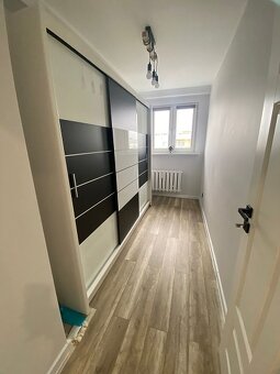 3 pokoje, 47m2, balkon, IV piętro, umeblowane, Os. Korczak - 7