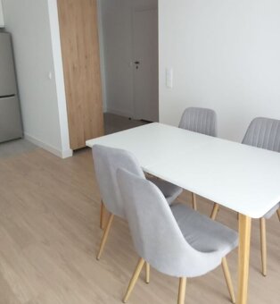 Apartament  2 pokojowy 42 m2,  5p/6p, jednopoziomowy, z duży - 7