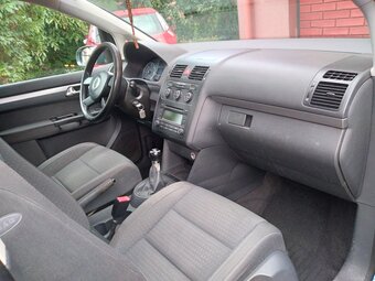 Sprzedam Volkswagen Touran 2005 - 7