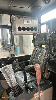 KOPARKA GĄSIENNICOWA 3,5T - 7