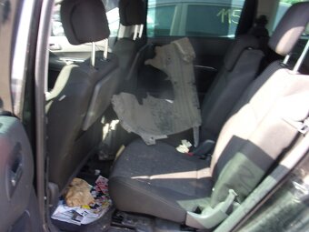 Peugeot 5008 2,0 HDi 150 - 7