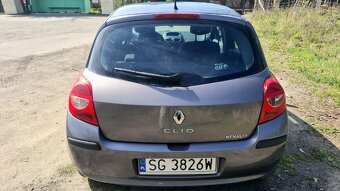 Sprzedam renault clio 3 1.6 - 7
