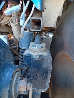 New Holland T8040 - 7