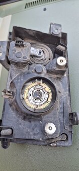 Lampy przednie Nissan Terrano 2 - 7