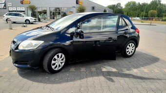 Sprzedam Toyotę Auris 1.4 d4d - 7