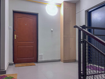 Sprzedam mieszkanie 2 pokoje 42,3m2 , piwnica 5m2 - 7
