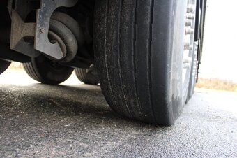 SCHWARZMÜLLER SPA 3/E, SAF, 2x ZVEDACÍ NÁPRAVA - 7