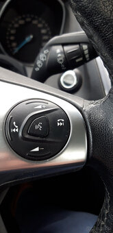 Ford Focus z Polskiego Salonu bezwypadkowy - 7