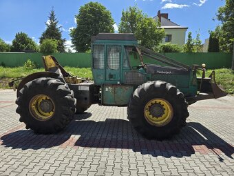 TIMBERJACK 240B - 7