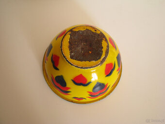 Piękna, stara, metalowa, emaliowana na żółto miska we wzory - 7