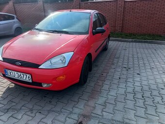 Ford Focus 1.6 - 7