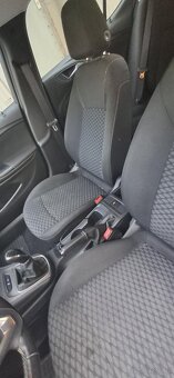 Opel Astra 2018 1,4 - 7