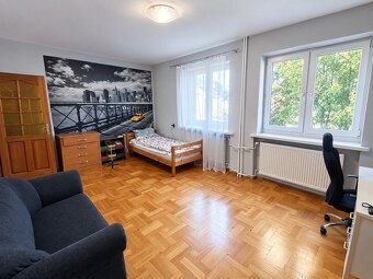 Dom piętrowy, wolnostojący 320m2, działka 466m2, os. Winiary - 7