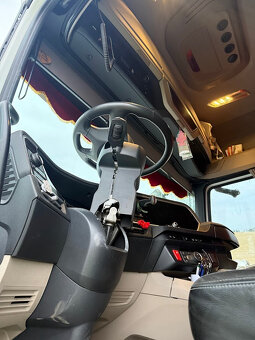 DAF XG 530 FT po wypadku - 7
