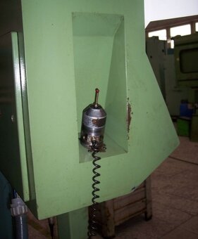 frezarka UWF 851 H - 7