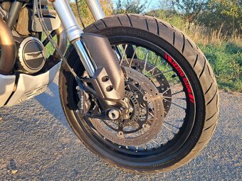 Moto Guzzi V 85 TT abs - 7