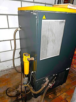 Sprężarka, Kompresor śrubowy Kaeser Airtower 26 - 7