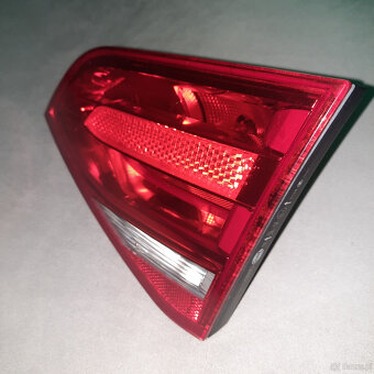 Sprzedam: oryginalna lampa (prawy tył ) Audi A4 B8 (Sedan) - 7
