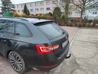 Sprzedam Skoda superb sportline - 7