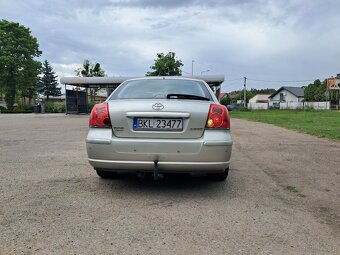 TOYOTA AVENSIS 2.0 D-4D • HATCHBACK • KLIMATYZACJA • XENON • - 7