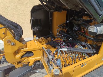 Minikoparka CAT 303.5 CR 07A - rok 2022 - klimatyzacja - 7