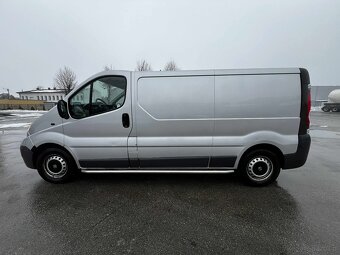 Opel Vivaro 2.5 CDTI L2H1 - 7