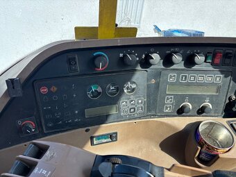John Deere 8300 - 7