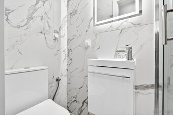 Pokój po remoncie wraz z umeblowaniem. - 7