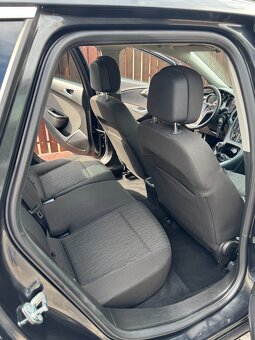 Sprzedam samochód - 7