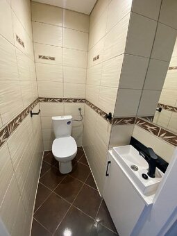 3 pokoje, 63m2, balkon, II piętro, winda, po remoncie, Os. D - 7