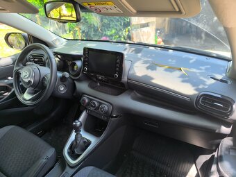Toyota Yaris - 7