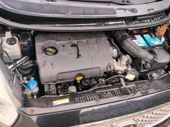 Kia Venga 1.4 d  klima 102000 - 7