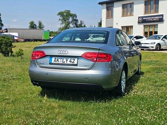A4 B8  Stan Bardzo dobry  - 7