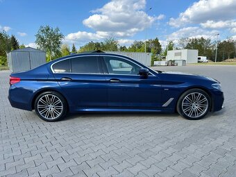 BMW 540i xDrive - 7