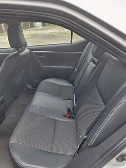 toyota corolla 1,3 sedan serwisowana 2014 r - 7