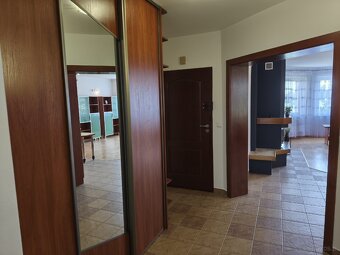 Duże, funkcjonalne, bezczynszowe mieszkanie z ogródkiem - 7