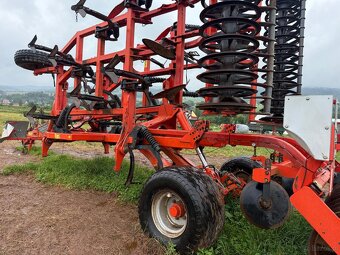 Agregat Bezorkowy Kuhn Cultimer 6500   Szerokość robocza 6,5 - 7