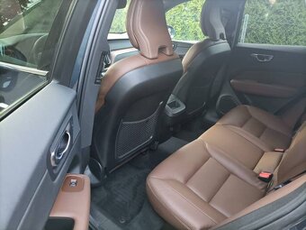 Sprzedam Volvo XC60 T5 AWD 4x4 Momentum - 7