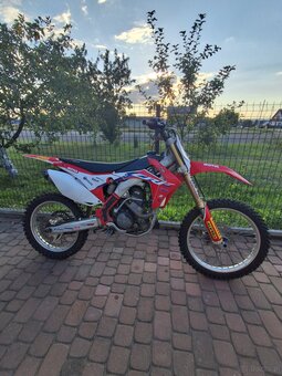 HONDA CRF 250R - 7