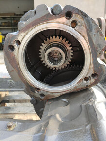 Mosty VOLVO L30, ZF-15226450ZF-15226451 - 7