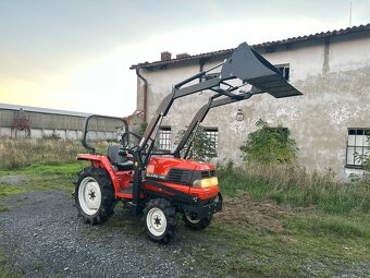 KUBOTA GL240 z ładowarka - 7