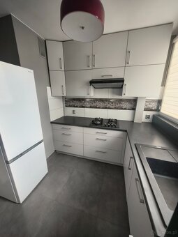 2 pokojowe mieszkanie do wynajęcia blisko centrum ul.Stysia - 7