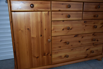 komoda z drewna sosnowego - jak nowa - 7