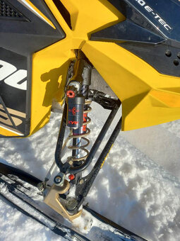 Ski-Doo 600 r.v. 2012 - 7