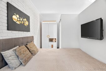 BEZPOŚREDNIO. Przytulne mieszkanie na parterze w centrum S - 7