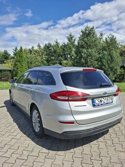 Ford Mondeo MK5 - 7