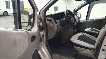 Renault Trafic 2.5 diesel 2005r klima - 7