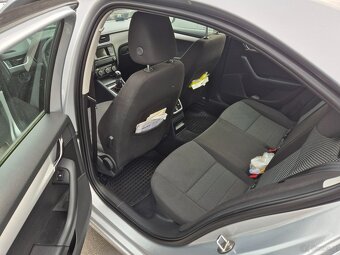 SKODA OCTAVIA POLSKI SALON - 7