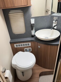 eura mobil integra 890 - 7